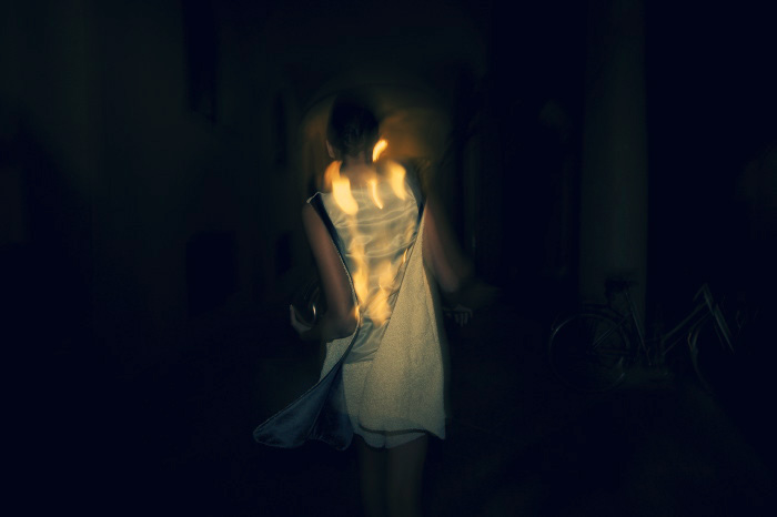 fashion\090621LIGHT.ESCAPE\Luca-patrone-light-escape-Alice_etro-060.JPG